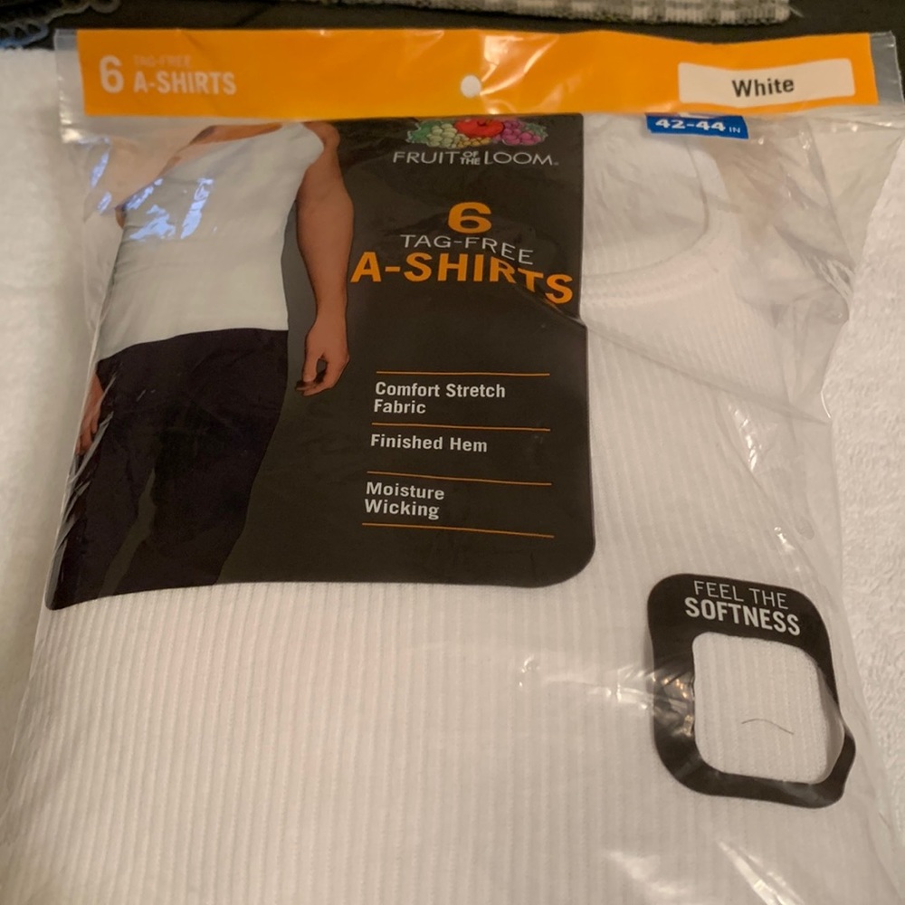 Fruit of the Loom Tag free A Shirt
